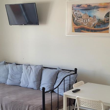 Relaxing City Center West Luxury Studio Karystos  Dış mekan fotoğraf